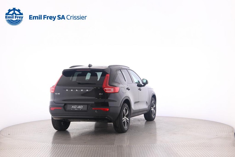 Vehicle image VOLVO XC40