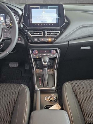 Vehicle image 6 Vehicle image 6