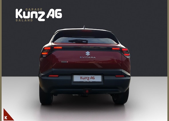 Vehicle image 4 Vehicle image 4