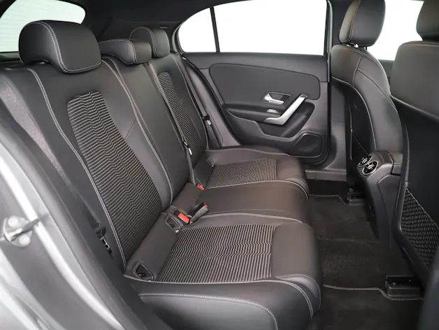 Mercedes-Benz A 180 d Progressive 8G automatico