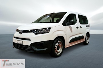 Vehicle image TOYOTA PROACE CITY VERSO 0 Vehicle image TOYOTA PROACE CITY VERSO 0