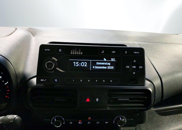 Vehicle image 12 Vehicle image 12