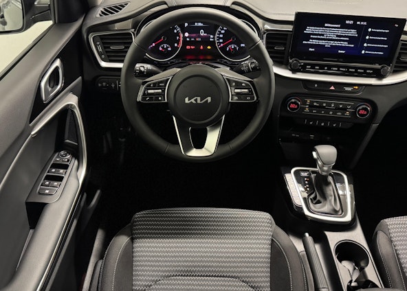 Vehicle image 2 Vehicle image 2