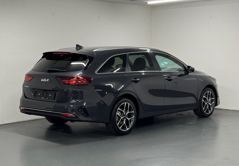 Vehicle image KIA CEED