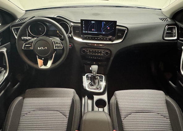 Vehicle image 10 Vehicle image 10