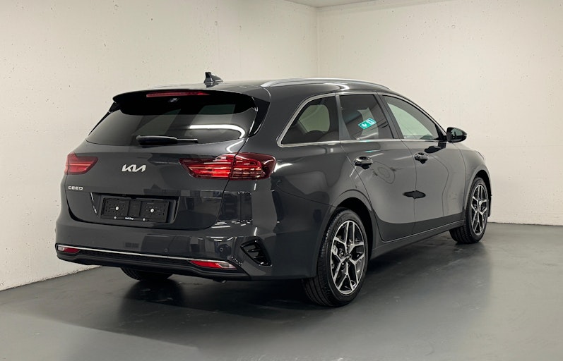 Vehicle image KIA CEED