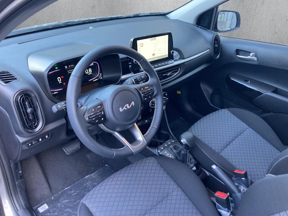 Vehicle image 5 Vehicle image 5