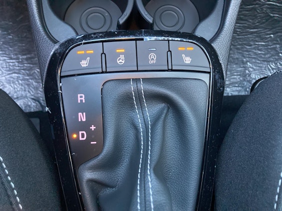 Vehicle image 8 Vehicle image 8