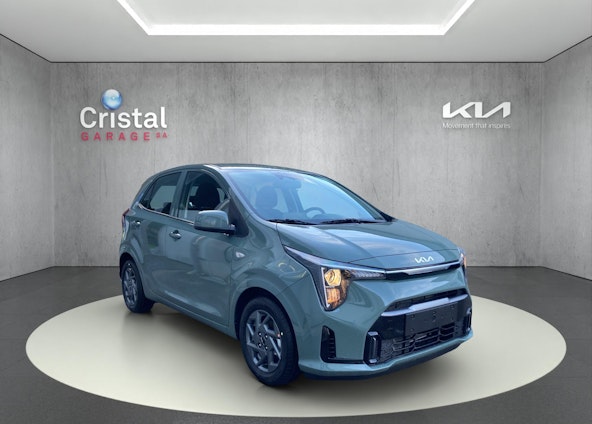 First vehicle image First vehicle image