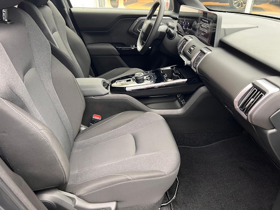 Vehicle image 12 Vehicle image 12