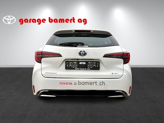 Vehicle image 4 Vehicle image 4