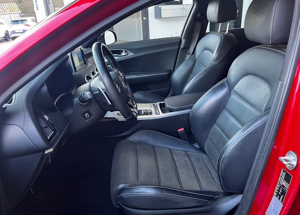 Vehicle image 5 Vehicle image 5