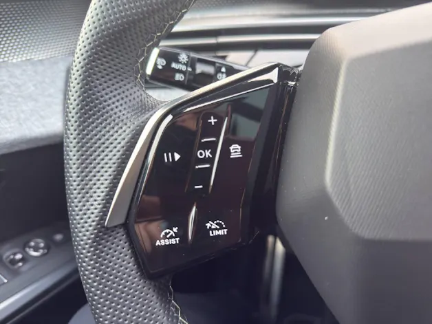 Peugeot 5008 e-GT