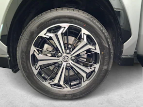Fahrzeugbild TOYOTA RAV4 2.5 Plug-In-Hybrid Platinum