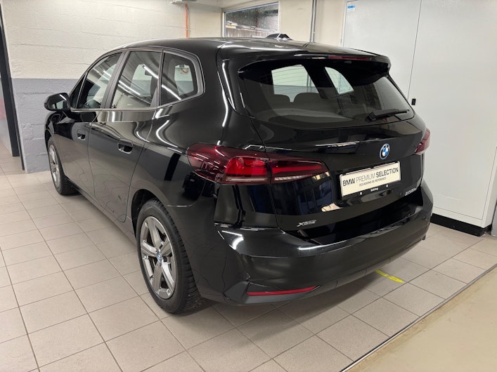 Vehicle image BMW 2 SERIES