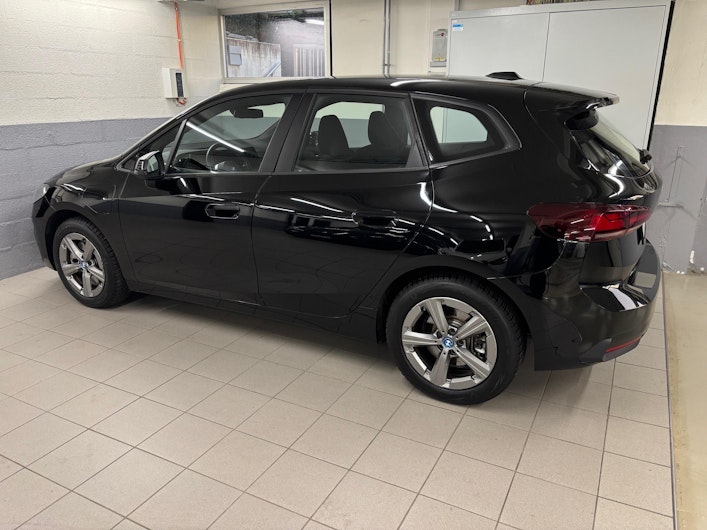 Vehicle image BMW 2 SERIES