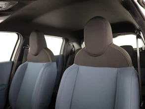 https://vehicle.imgix.net/4108215/05b01c0c-b437-4fa2-99d6-4bff79ddea1b.jpg