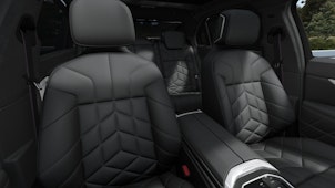 Vehicle image BMW 750e xDrive