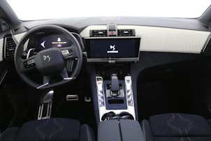 Vehicle image DS AUTOMOBILES 1.6 E-Tense Jules Verne 4x4