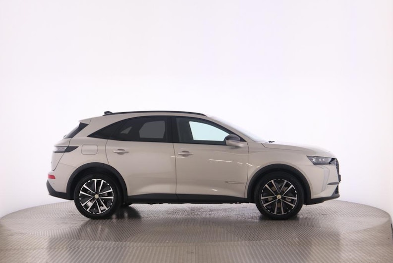 Vehicle image DS AUTOMOBILES DS7