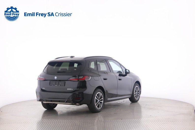 Vehicle image BMW 2 SERIES