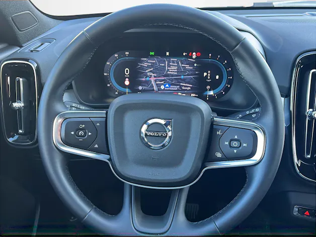 Volvo XC40 2.0 B4 MH Plus Dark