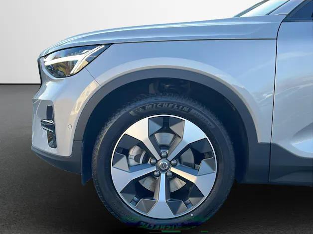 Volvo XC40 2.0 B4 MH Plus Dark