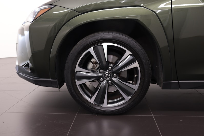 Vehicle image LEXUS UX