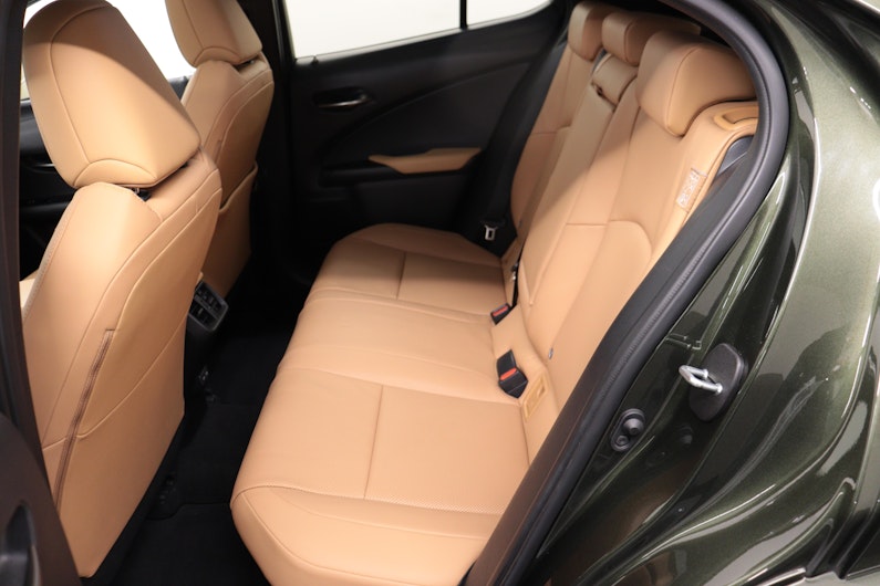 Vehicle image LEXUS UX