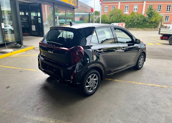 Vehicle image 2 Vehicle image 2