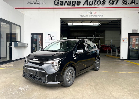 First vehicle image First vehicle image