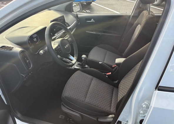 Vehicle image 8 Vehicle image 8