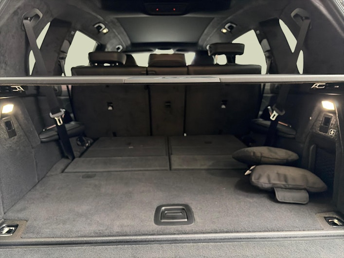 Vehicle image BMW X7