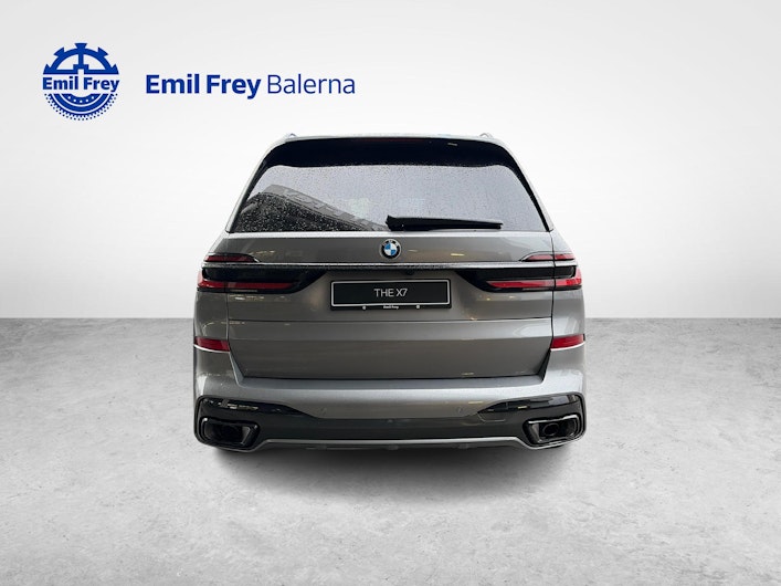 Vehicle image BMW X7