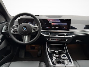 Vehicle image BMW X7 40d xDrive SAG
