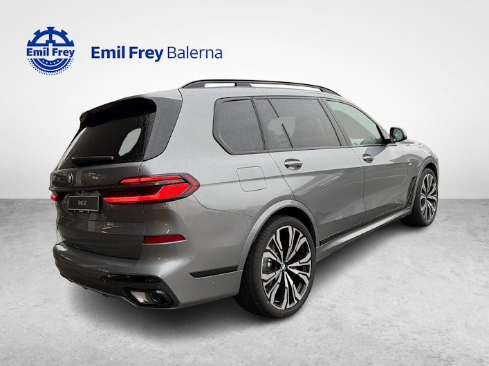 Vehicle image BMW X7