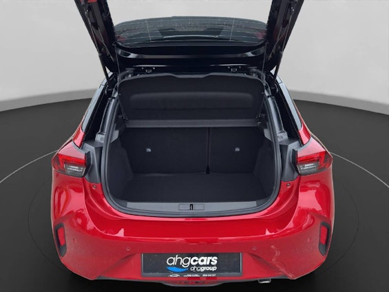 Vehicle image 8 Vehicle image 8