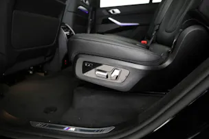 BMW X7 M60i