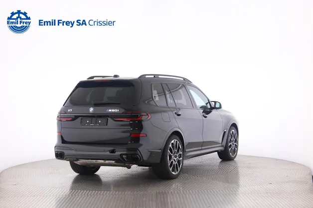 BMW X7 M60i