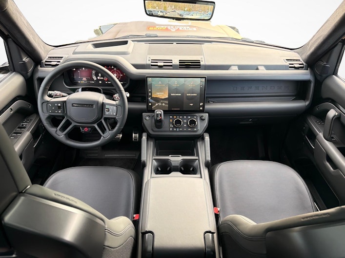 image du véhicule LAND ROVER DEFENDER