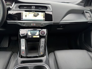 Vehicle image JAGUAR I-Pace EV400 R-Dynamic SE AWD