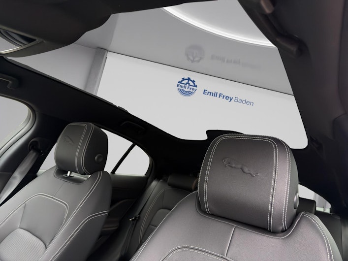 Vehicle image JAGUAR I-PACE