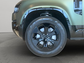 Vehicle image LAND ROVER Defender 110 3.0 D I6 350 X-Dynamic HSE