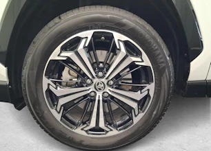 https://vehicle.imgix.net/4108444/65fb1a93-75b9-4ac9-bffa-7c02ccd8008a.jpg