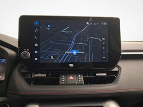 https://vehicle.imgix.net/4108444/b340c47d-8e4d-438b-82c7-f9265ed7467d.jpg