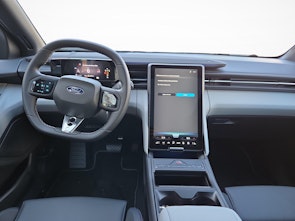 Fahrzeugbild FORD Capri Extended Range Premium