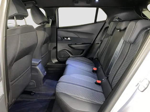 Peugeot 2008 1.2 Hybrid 145 Allure Premium