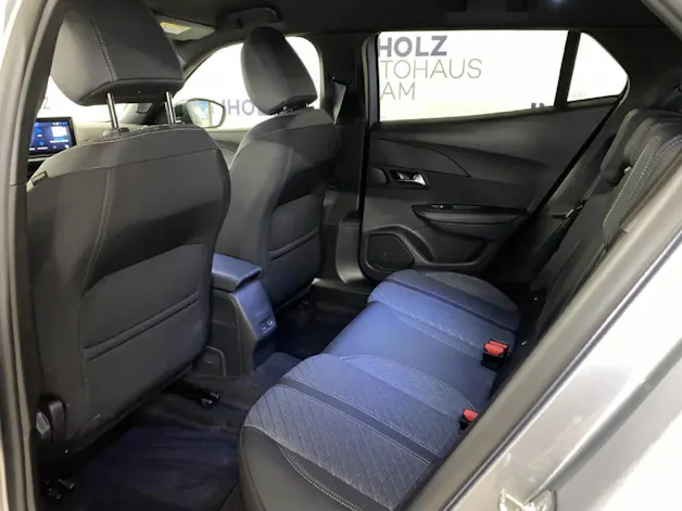 Peugeot 2008 1.2 Hybrid 145 Allure Premium