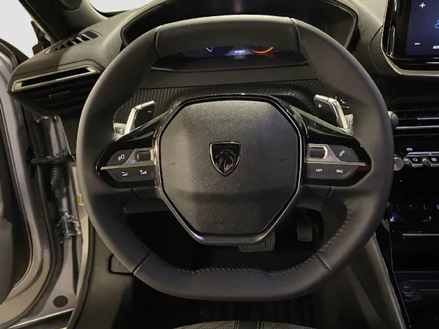 Peugeot 2008 1.2 Hybrid 145 Allure Premium