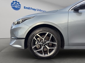 Vehicle image KIA Ceed SW 1.5 T-GDi MHEV Power